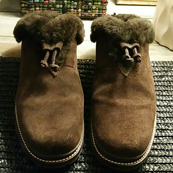 AWESOME L.L.BEAN SUEDE&SHEARLING SLIPPERS.EUC! - Picture 1 of 3